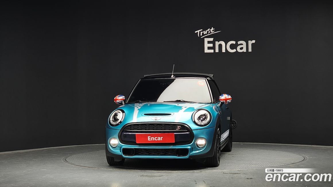 Mini Cooper Convertible 2016