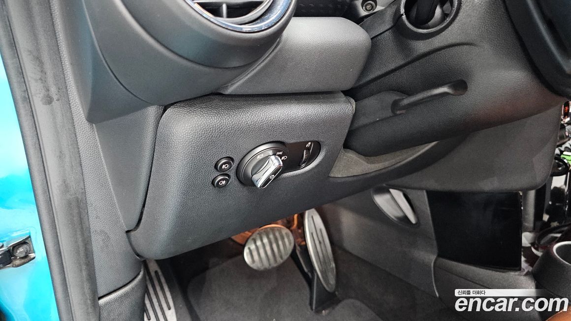 Mini Cooper Convertible 2016