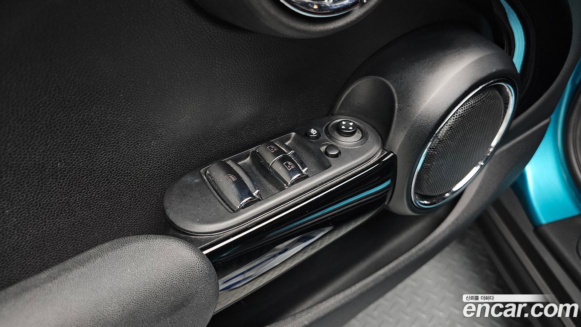 Mini Cooper Convertible 2016