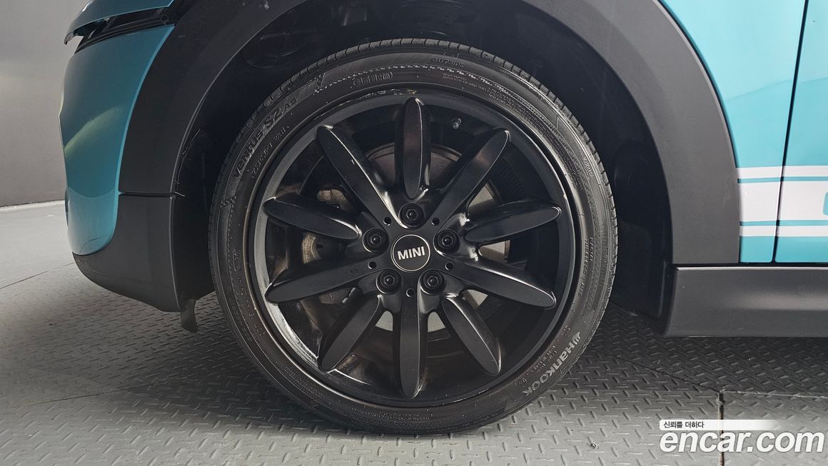 Mini Cooper Convertible 2016