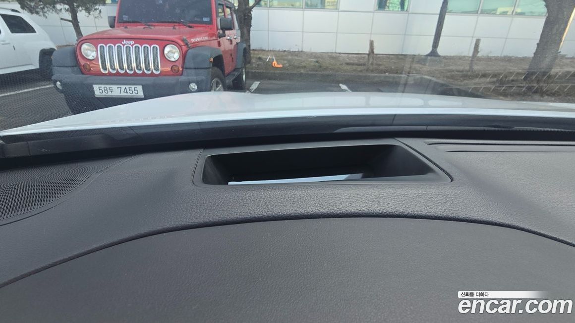 Hyundai Genesis 2015