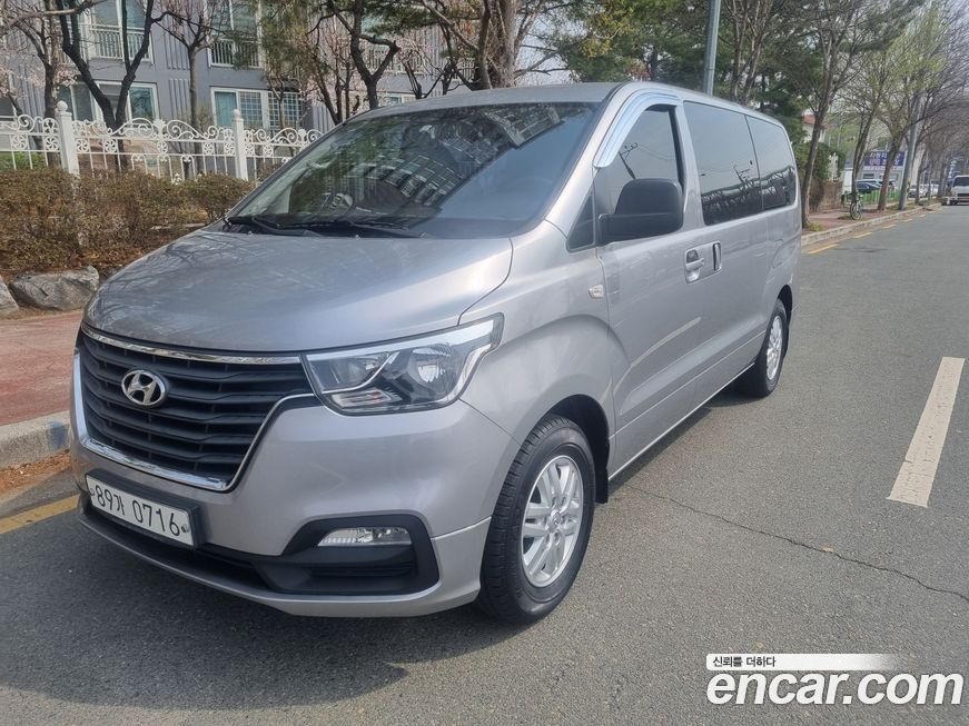 Hyundai Starex 2019