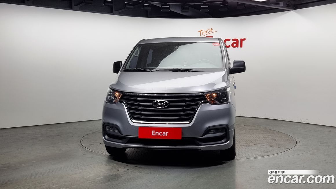 Hyundai Starex 2018
