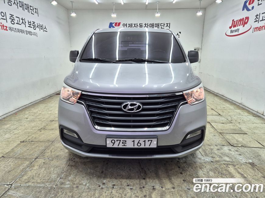 Hyundai Starex 2019