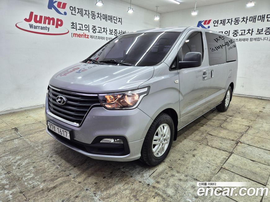 Hyundai Starex 2019