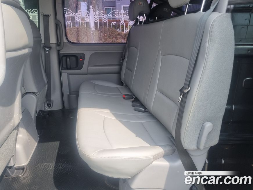 Hyundai Starex 2019