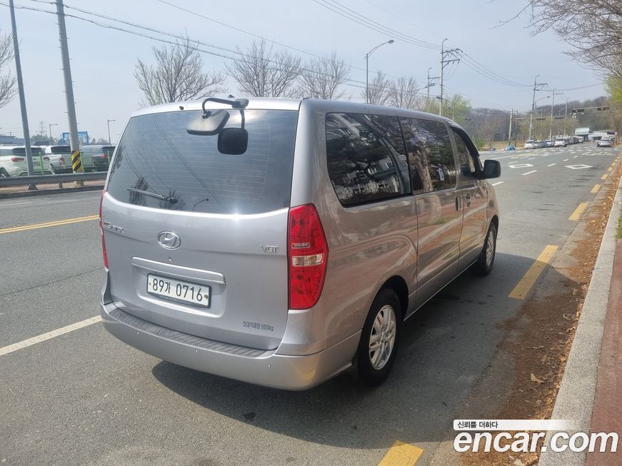 Hyundai Starex 2019