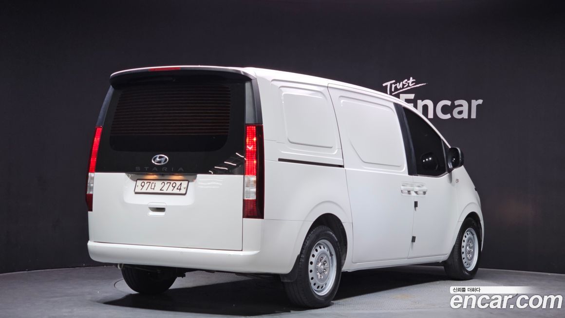 Hyundai Staria 2022