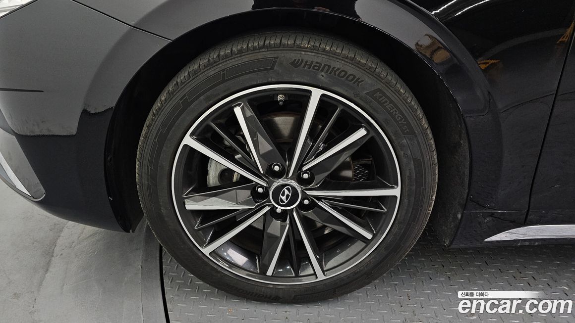 Hyundai Grandeur 2021