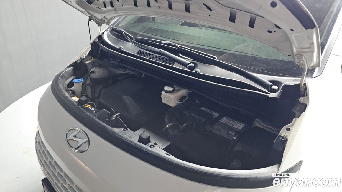 Hyundai Staria 2022
