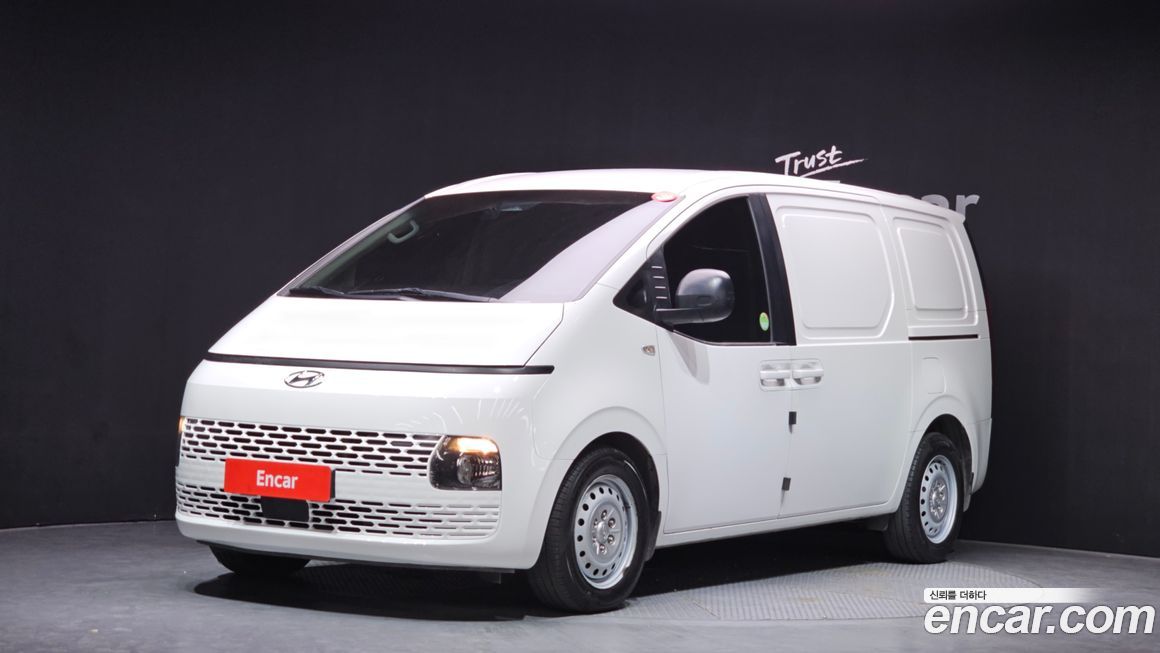 Hyundai Staria 2022