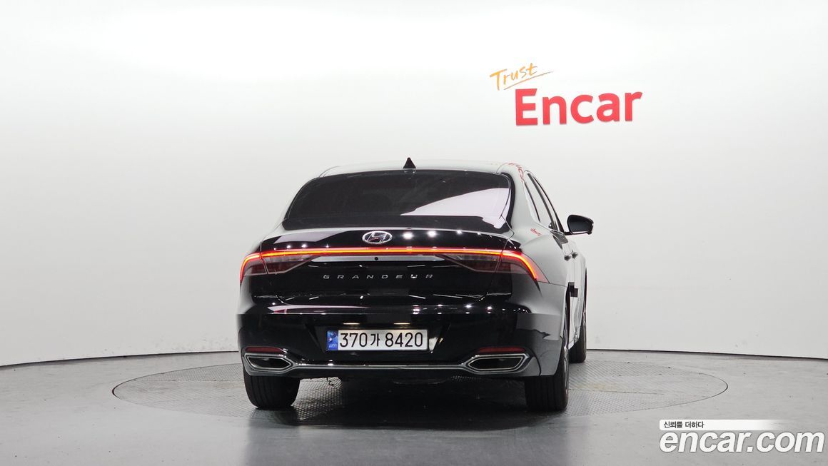 Hyundai Grandeur 2021
