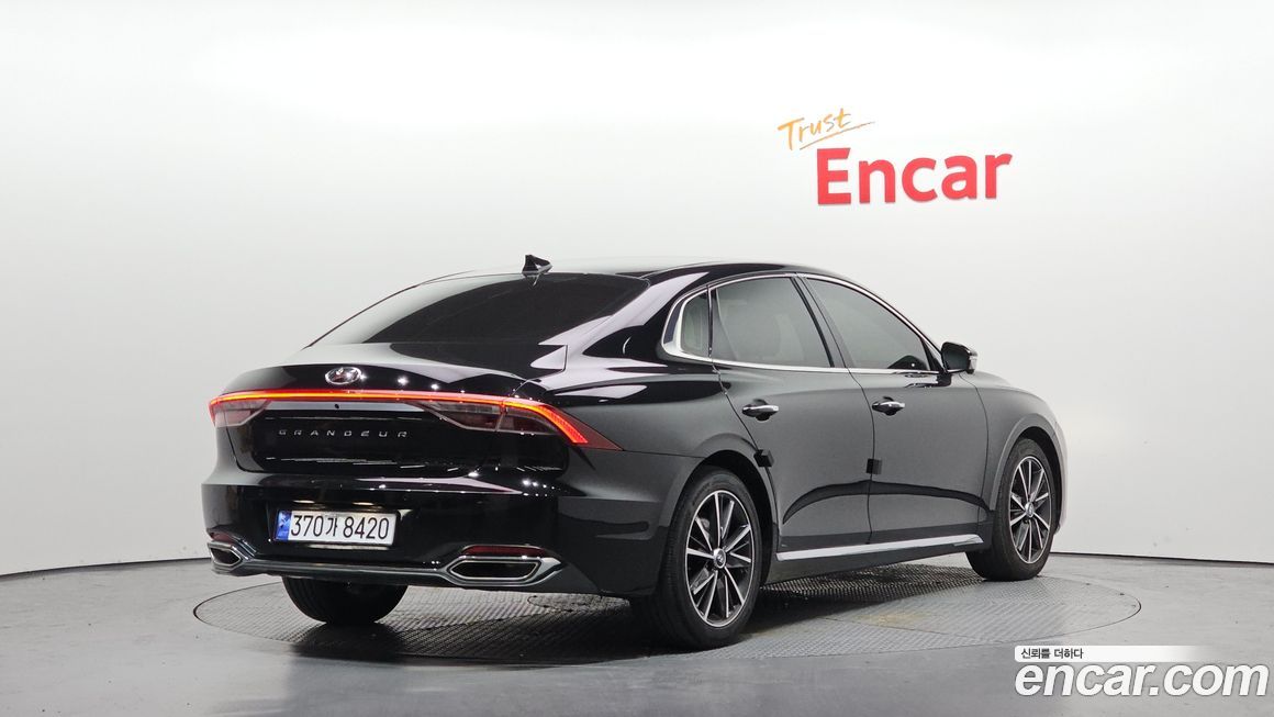 Hyundai Grandeur 2021