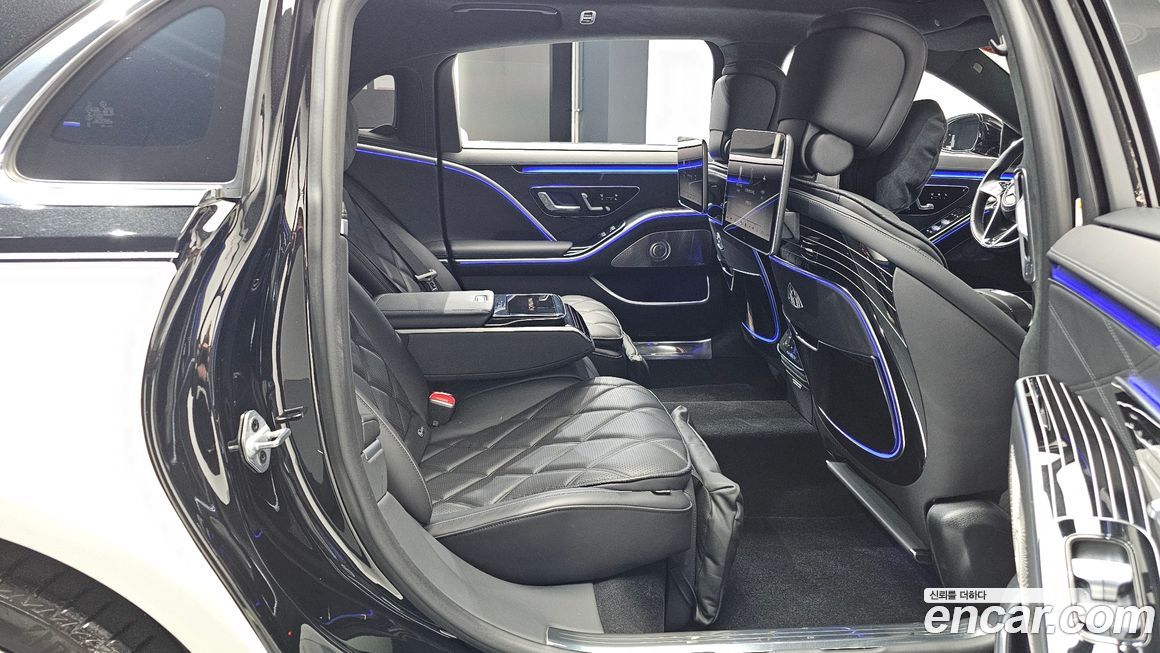 Mercedes-Benz S-Class 2023