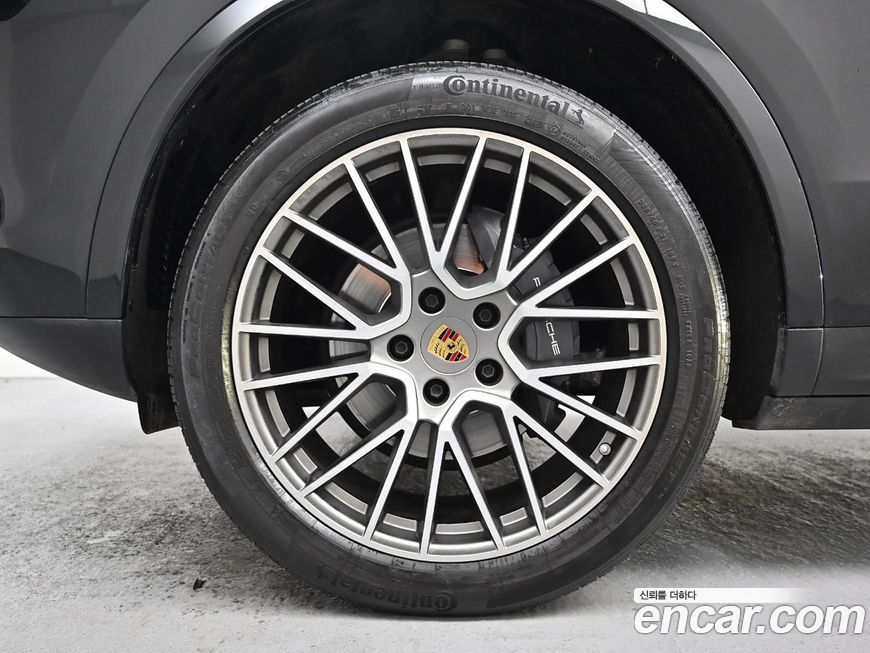 Porsche Cayenne 2023