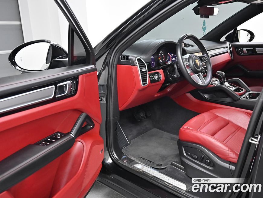 Porsche Cayenne 2023