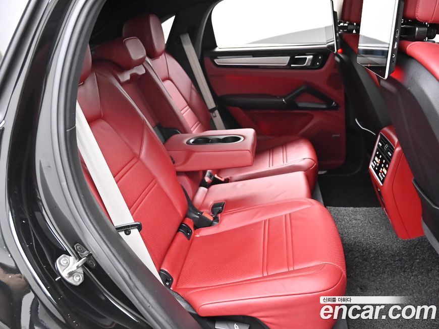 Porsche Cayenne 2023