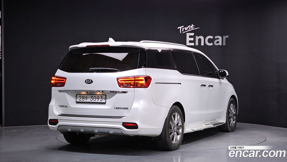 Kia Canival 2019