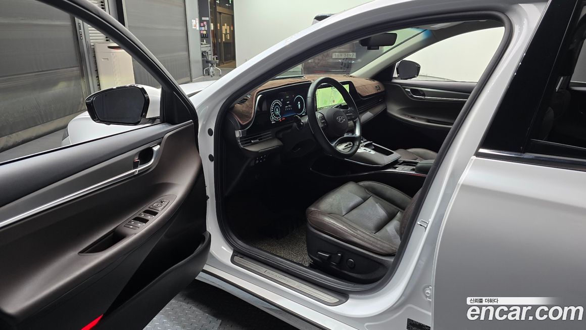 Hyundai Grandeur 2021