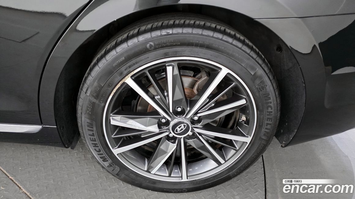 Hyundai Grandeur 2021