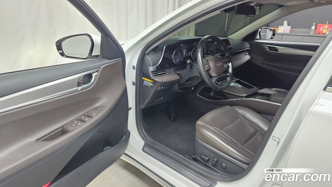 Hyundai Grandeur 2020