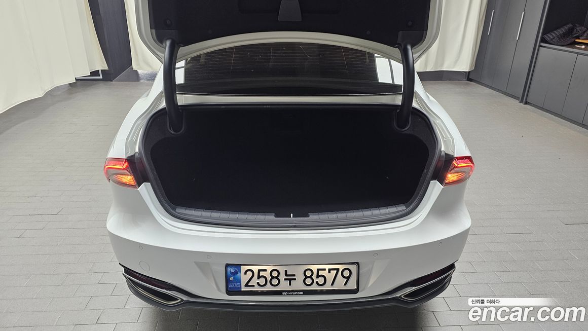 Hyundai Grandeur 2020