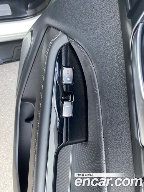 KG_Mobility_Ssangyong Rexton 2020