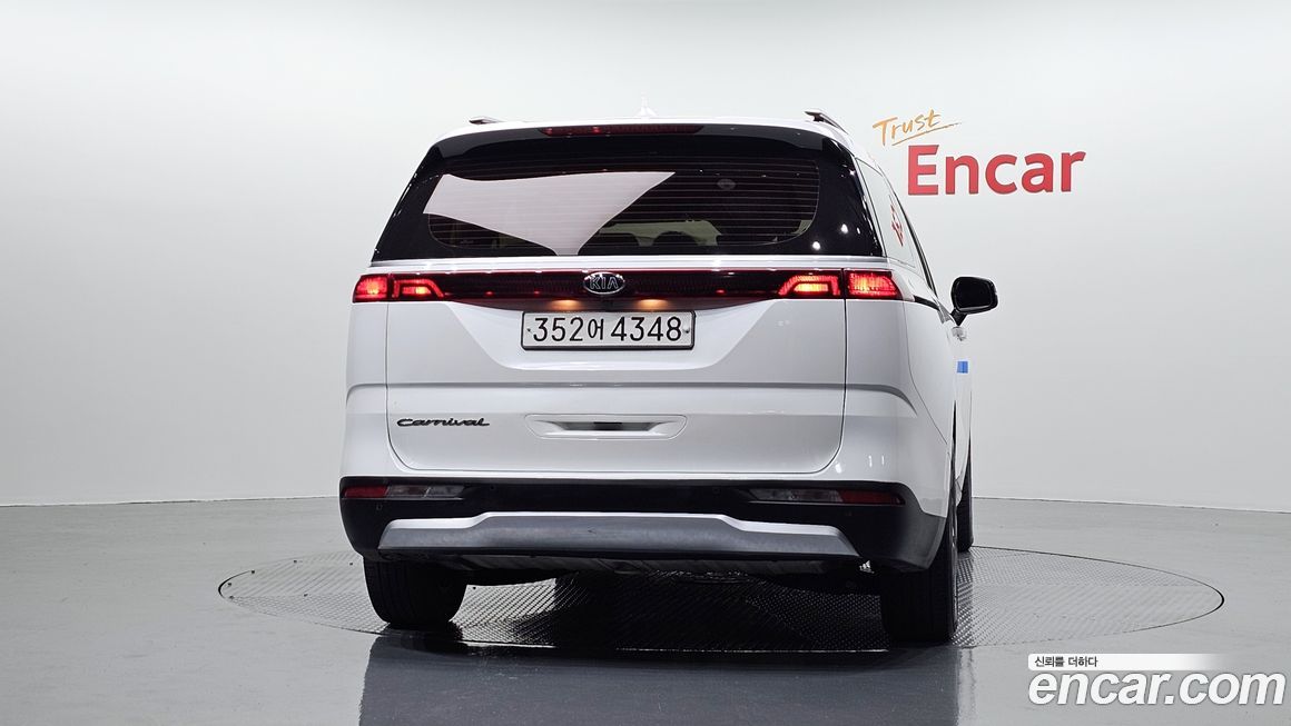 Kia Canival 2021
