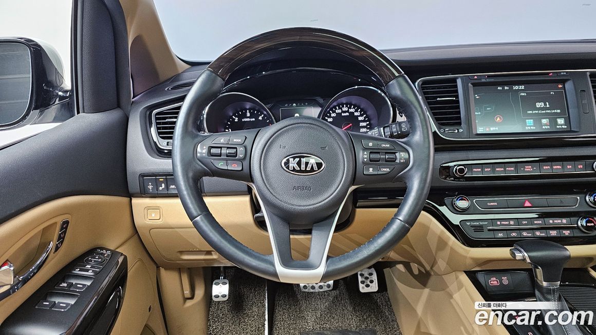 Kia Canival 2018