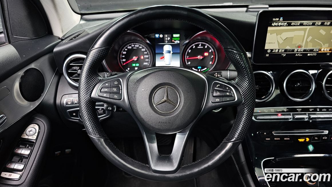 Mercedes-Benz GLC-Class 2019