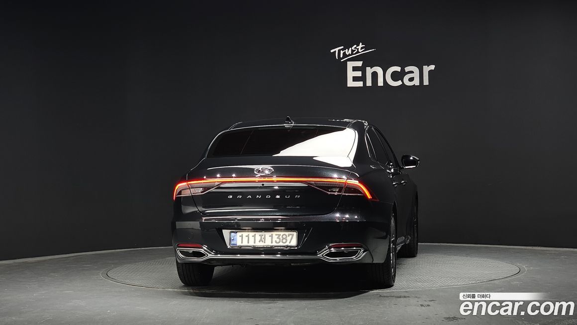 Hyundai Grandeur 2020