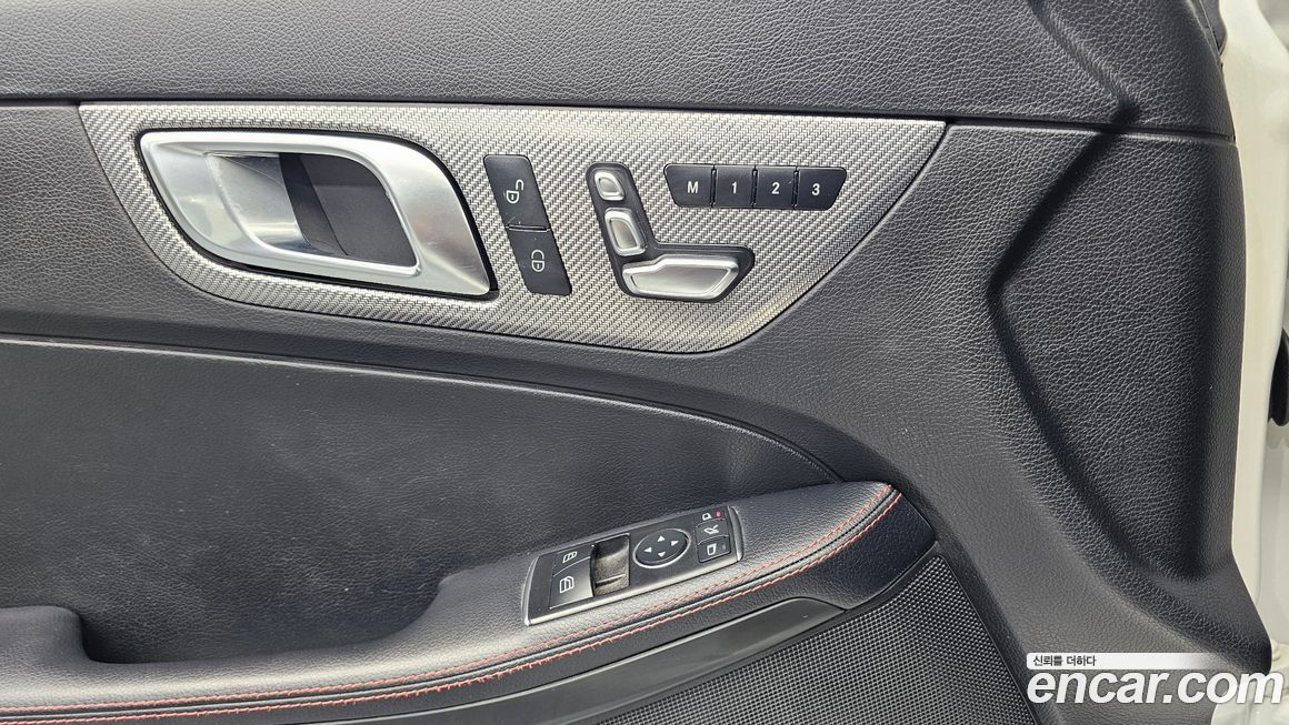 Mercedes-Benz SLC-Class 2018