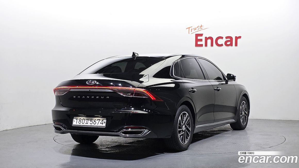 Hyundai Grandeur 2020