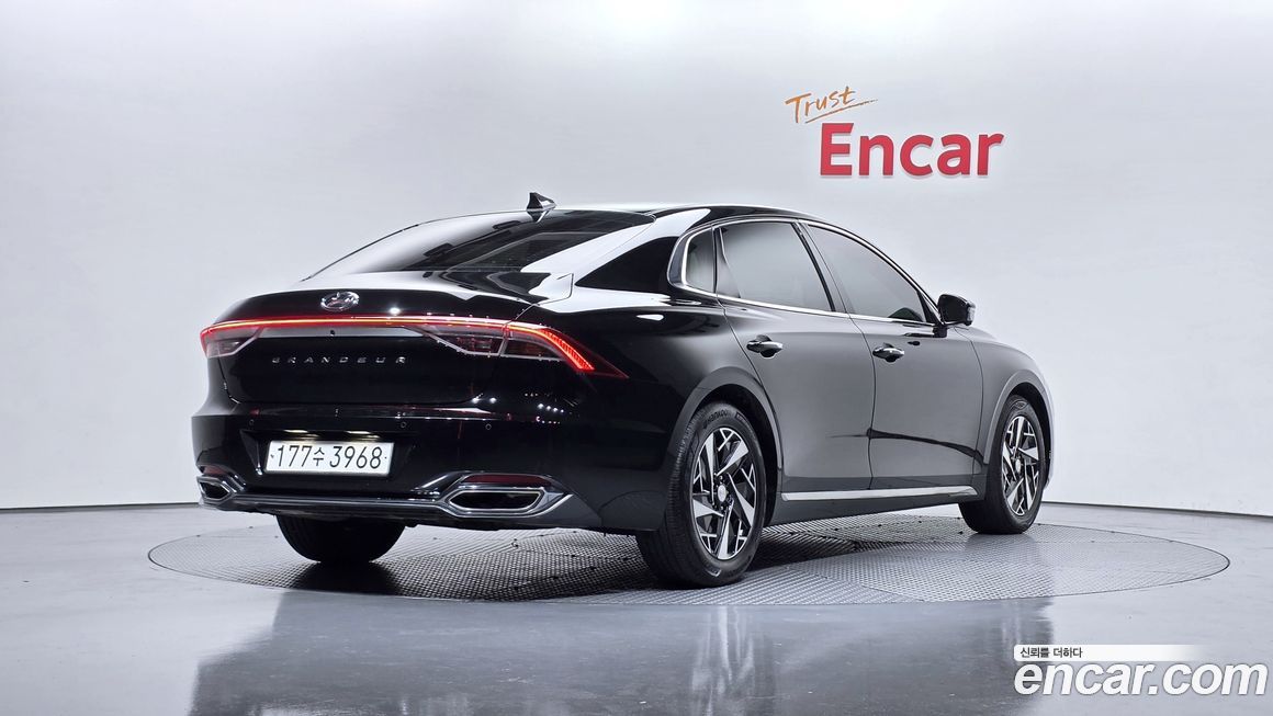 Hyundai Grandeur 2022