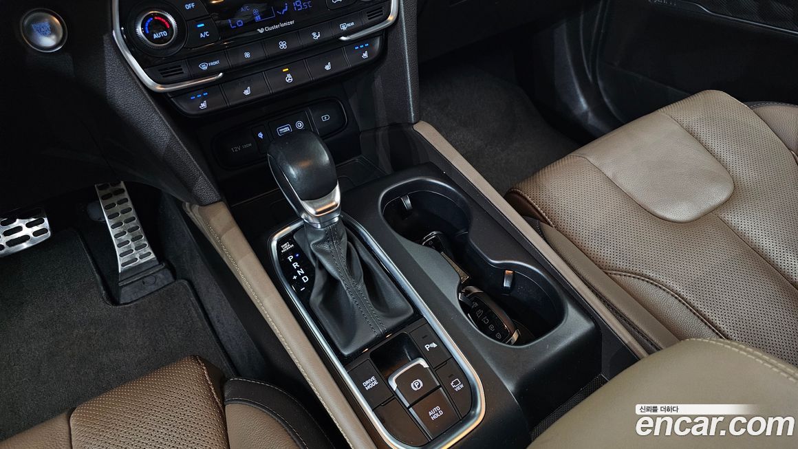 Hyundai Santafe 2020