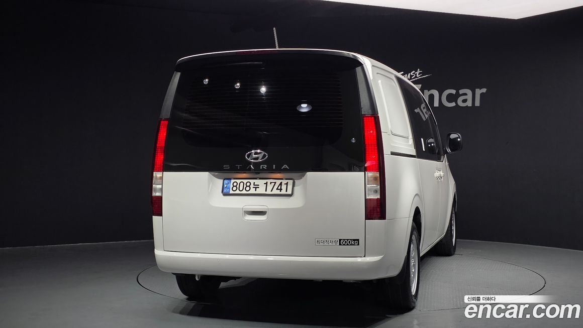 Hyundai Staria 2023