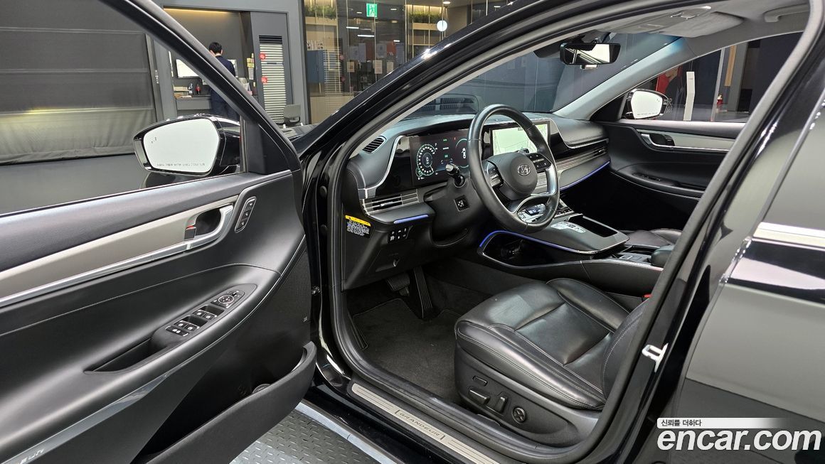 Hyundai Grandeur 2020