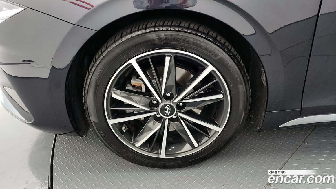 Hyundai Grandeur 2020