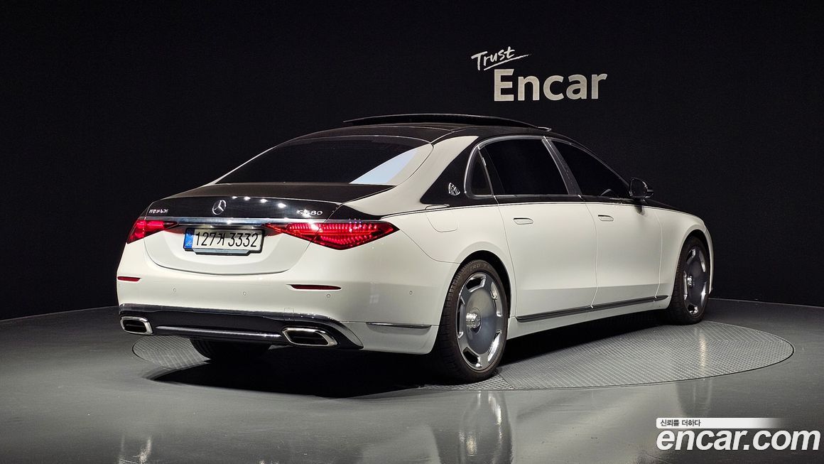 Mercedes-Benz S-Class 2024