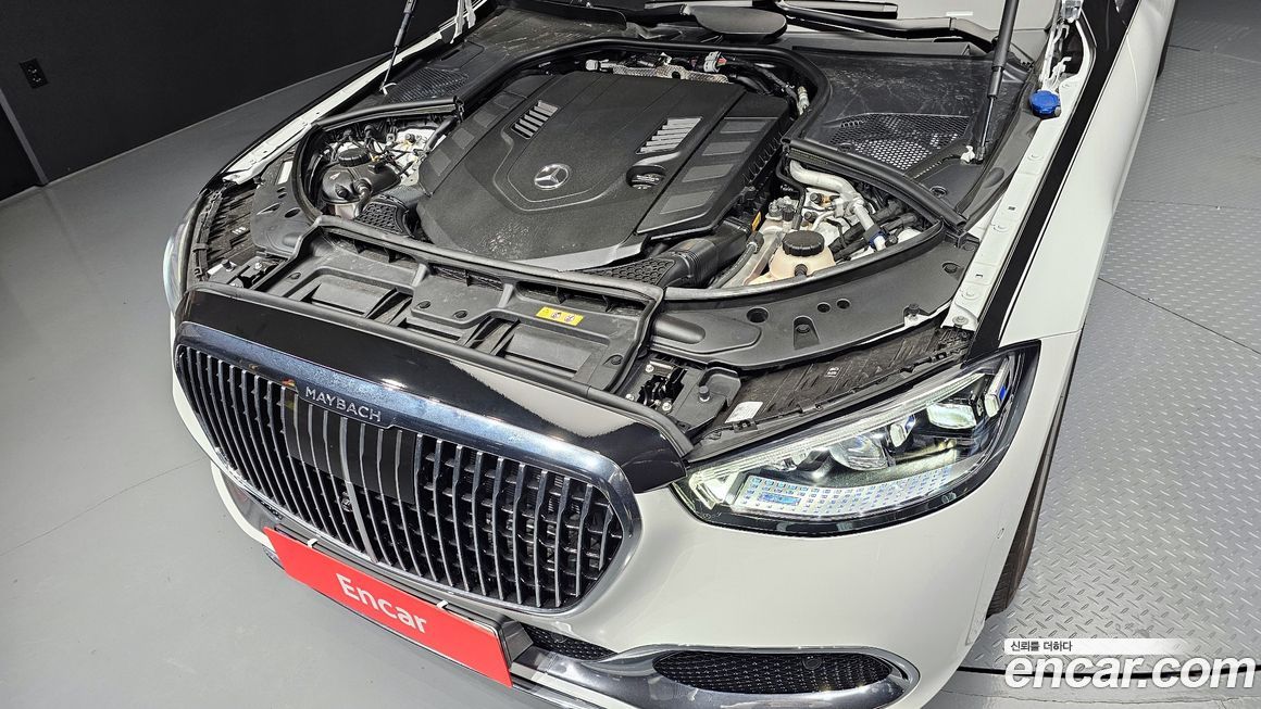 Mercedes-Benz S-Class 2024