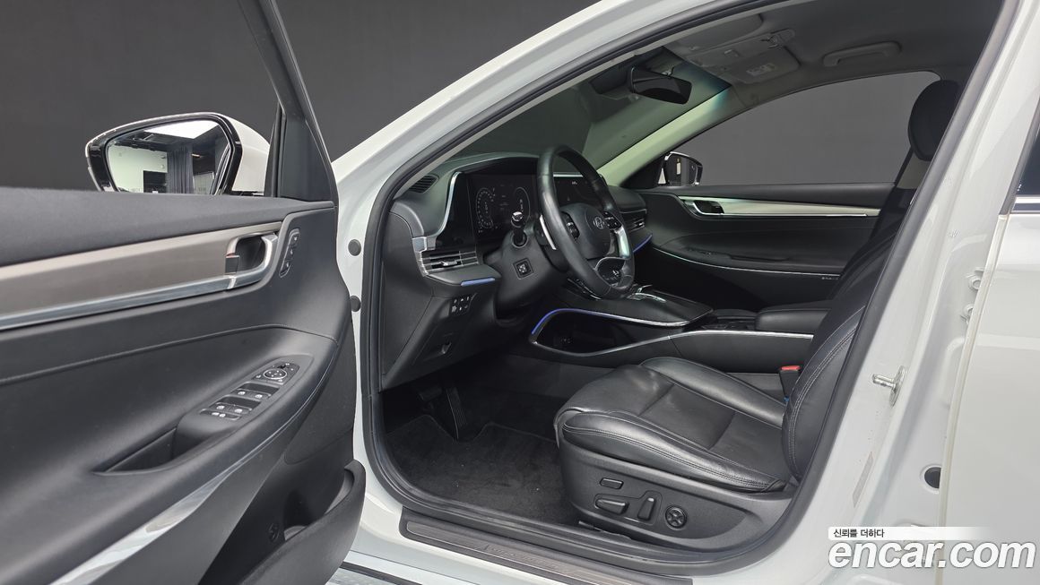 Hyundai Grandeur 2021