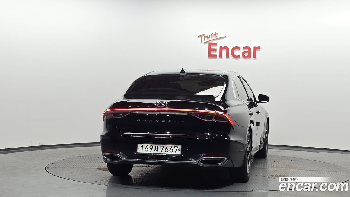 Hyundai Grandeur 2020