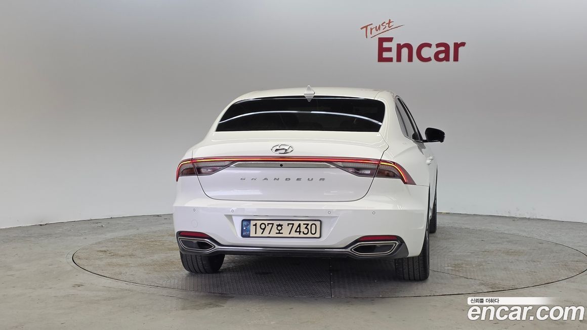 Hyundai Grandeur 2022