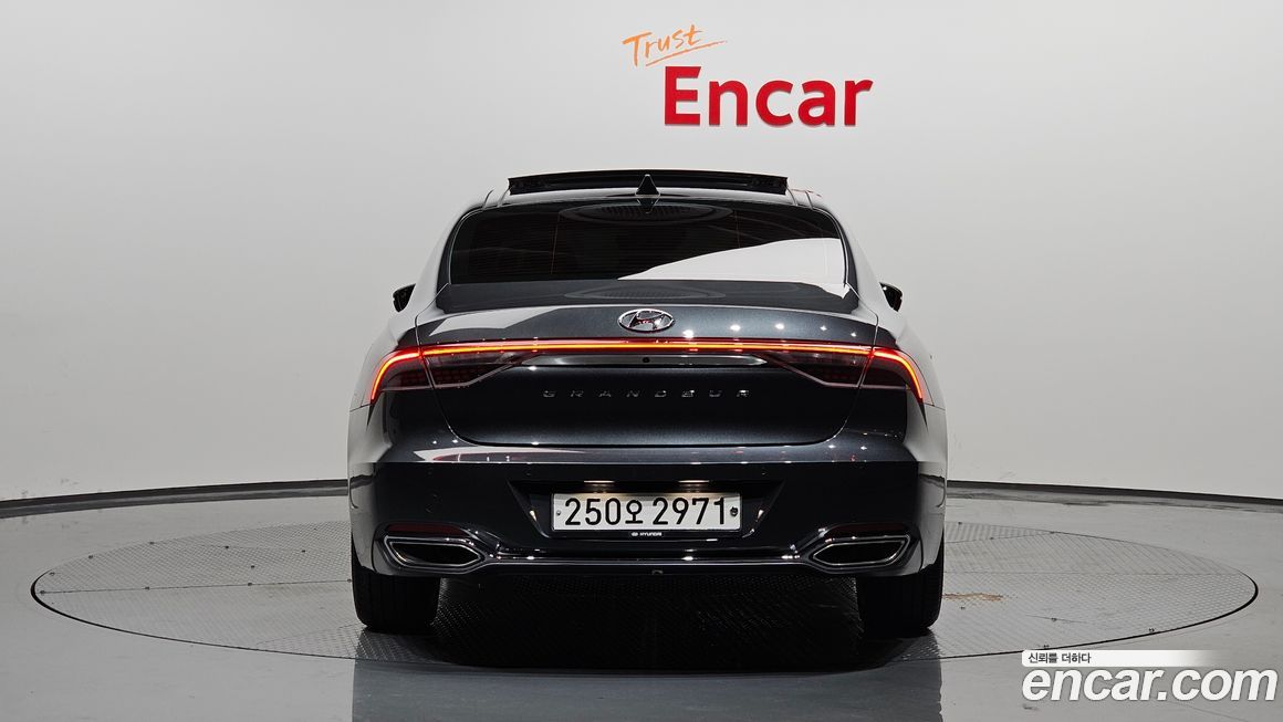 Hyundai Grandeur 2020