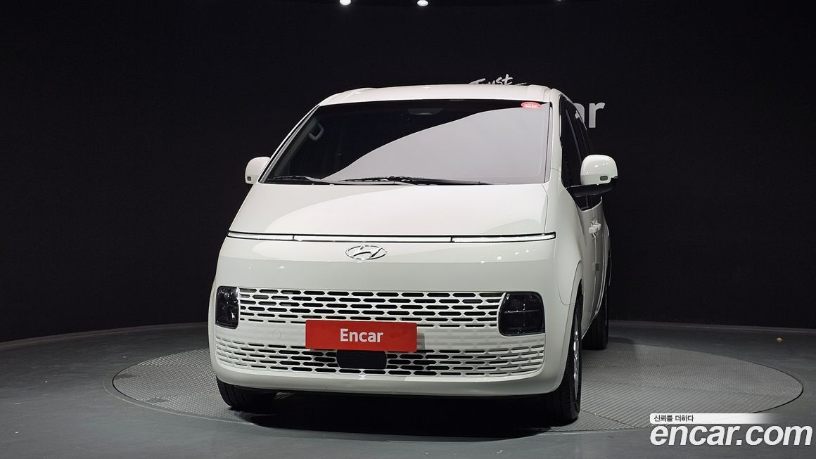 Hyundai Staria 2023