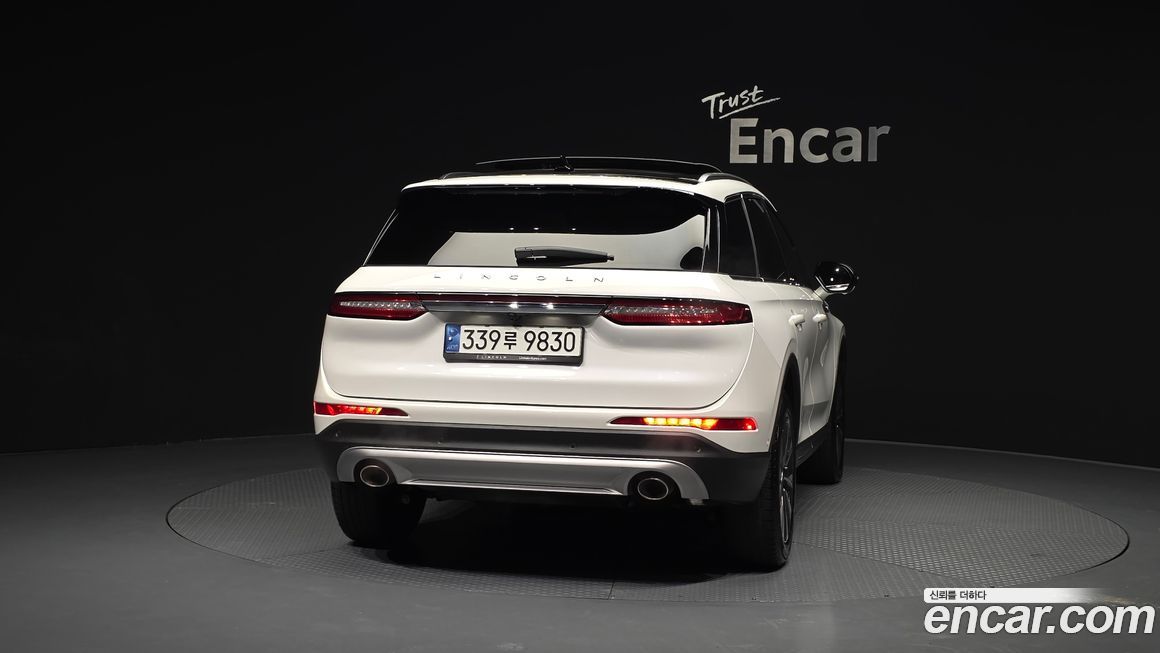 Lincoln Corsair 2021