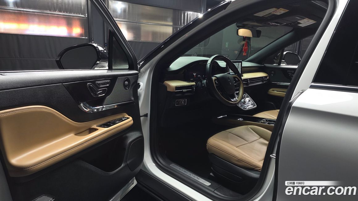 Lincoln Corsair 2021