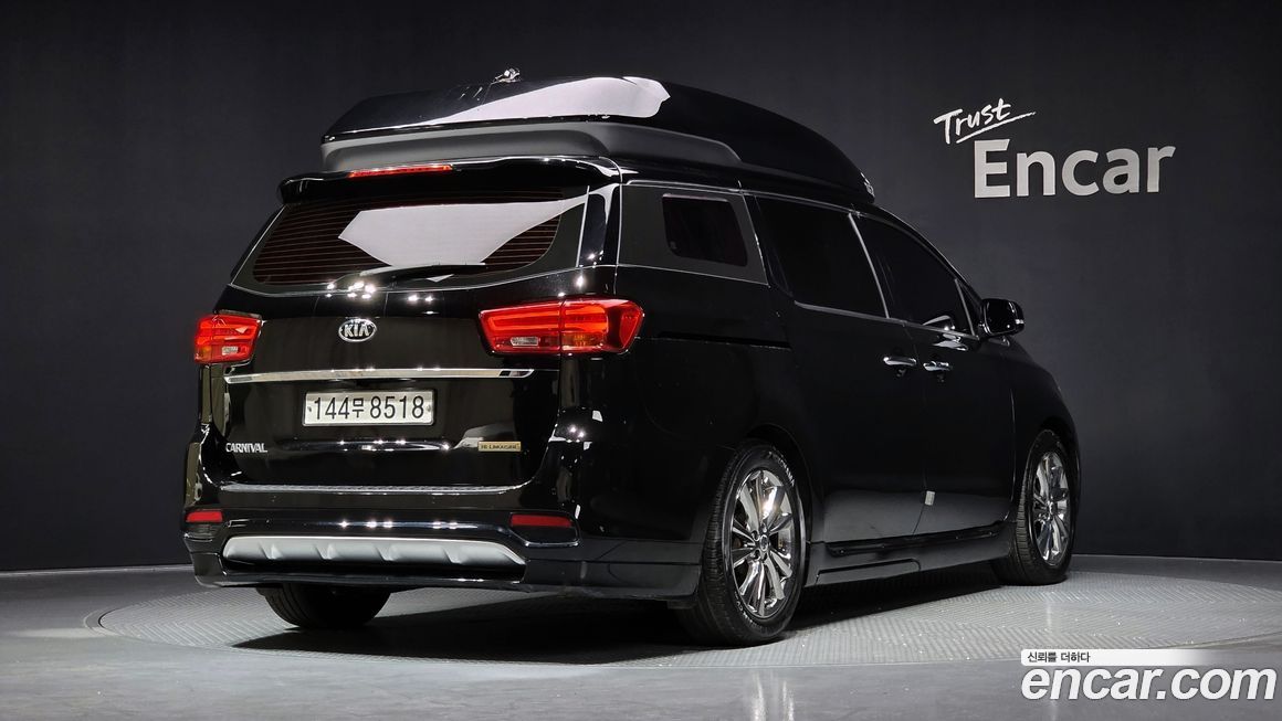 Kia Canival 2019