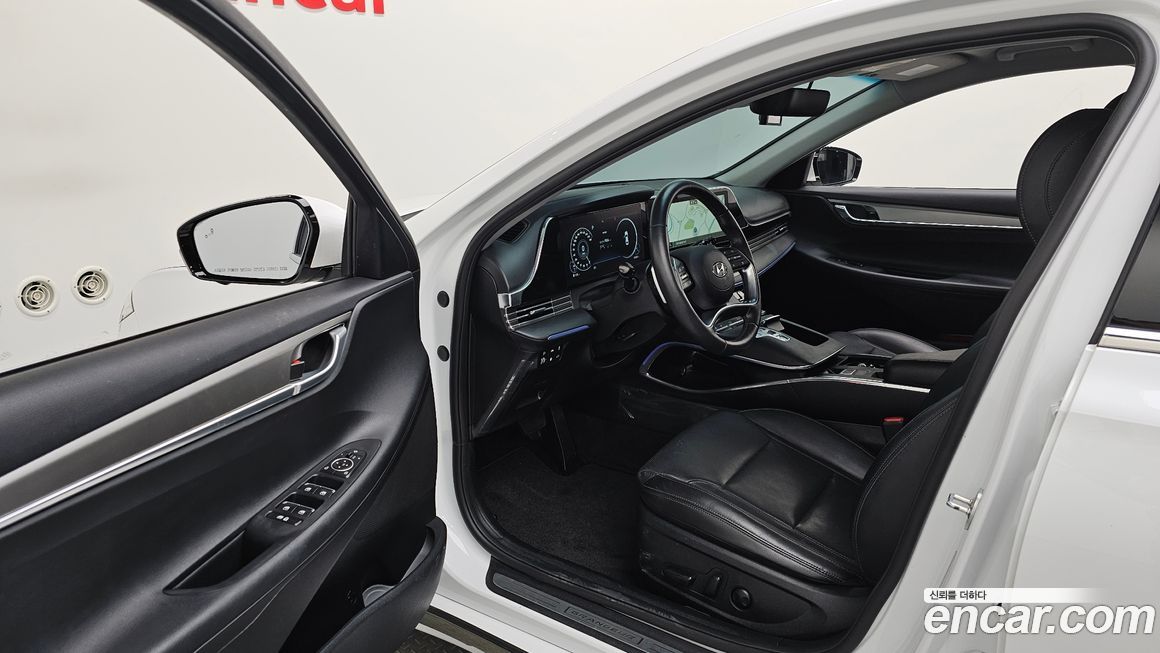 Hyundai Grandeur 2022