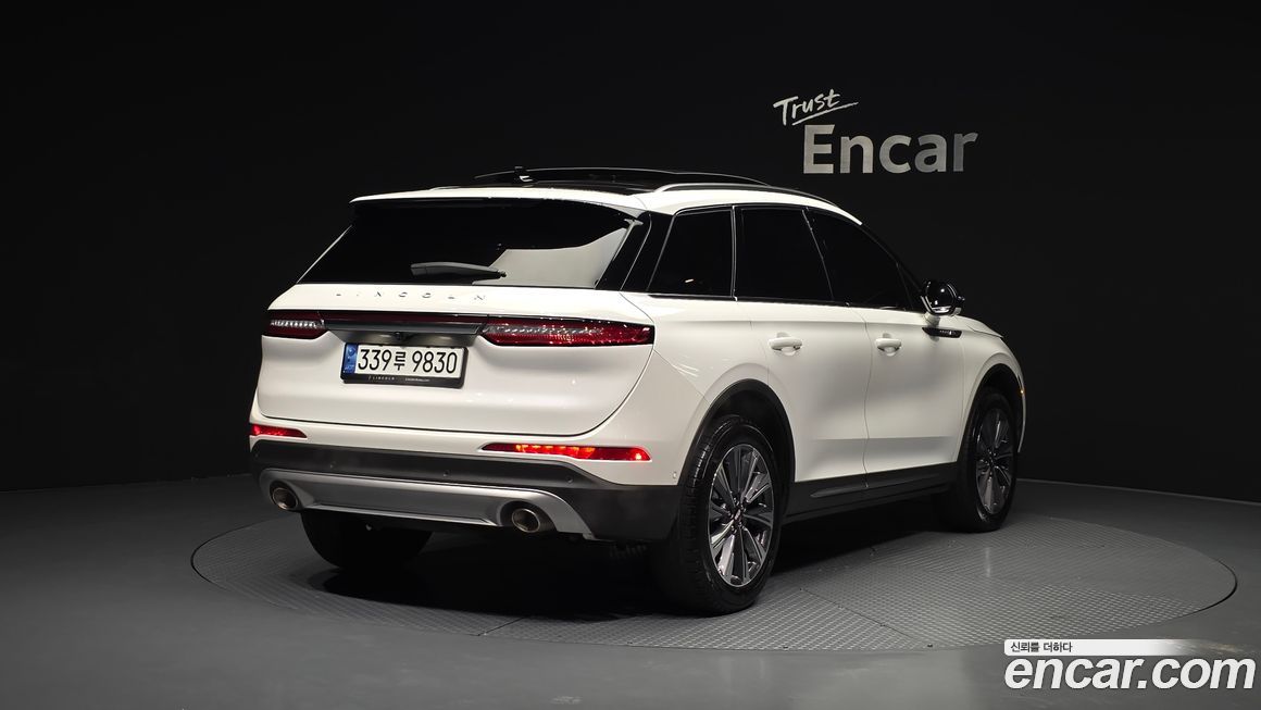 Lincoln Corsair 2021